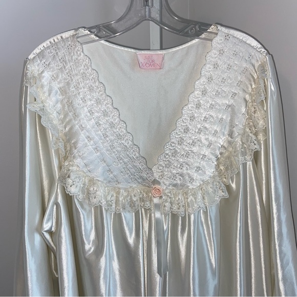 Just For Women Vintage Satin Nightgown With Lace Ruffle Ivory White Bust 55 in - Picture 2 of 11